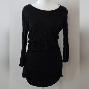 Everyday Black Long Sleeve Scoop Neck Tunic